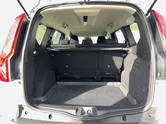 Dacia Jogger image 1