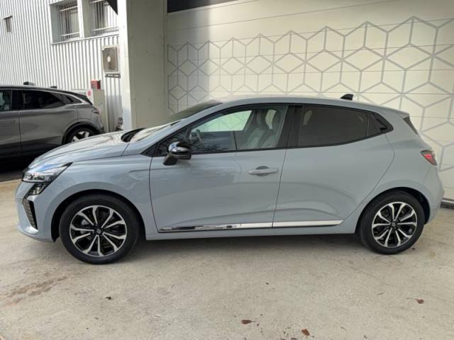 Renault Clio image 8