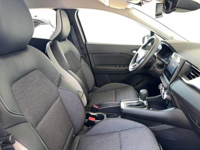 Renault Captur image 8