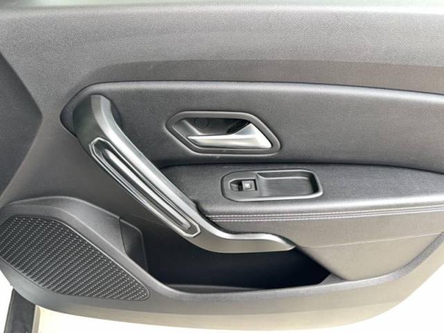 Dacia Duster image 6