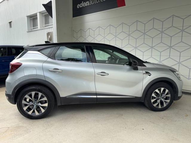 Renault Captur image 2
