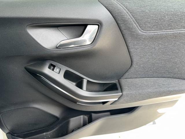 Ford Puma image 9