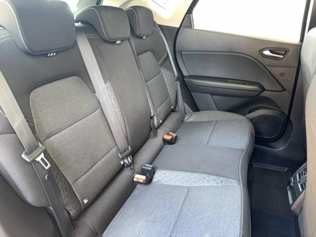 Renault Captur image 8