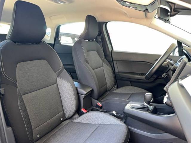 Renault Captur image 9