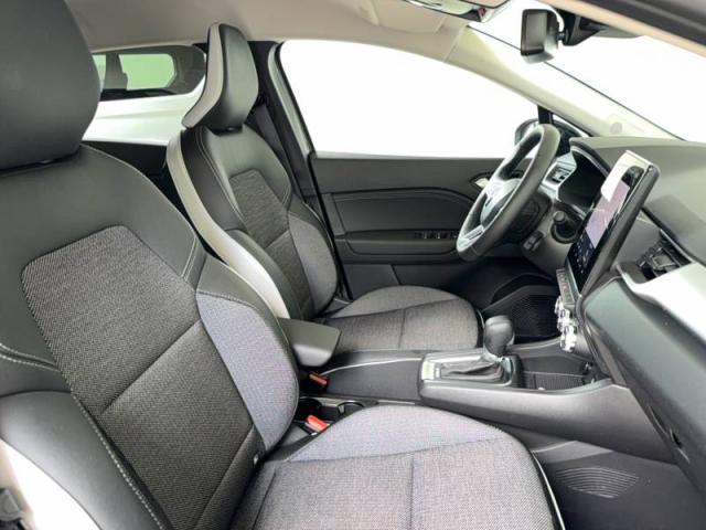 Renault Captur image 1