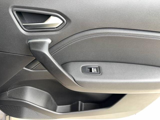 Renault Captur image 6