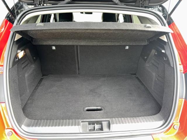 Renault Captur image 1