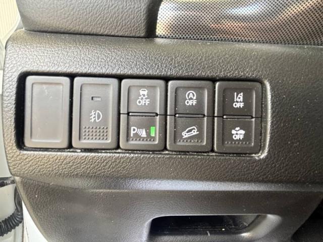 Suzuki Vitara image 8