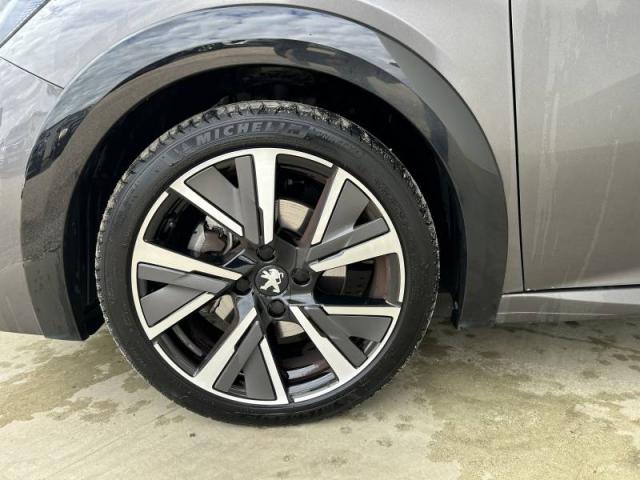 Peugeot 208 image 5