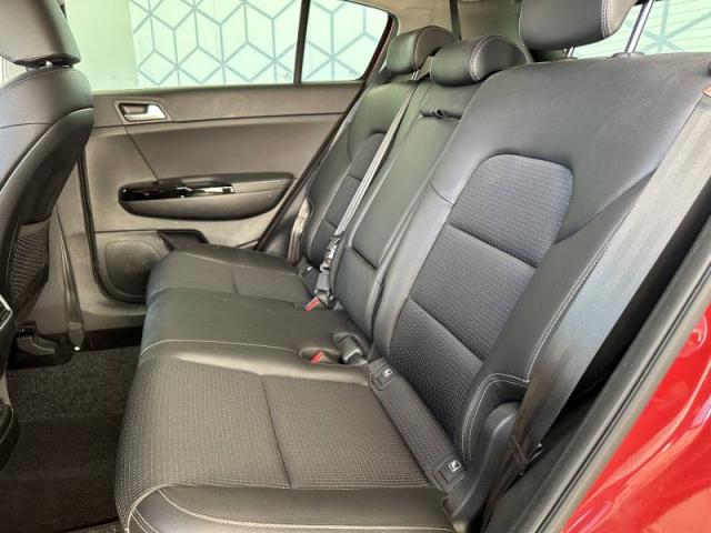 Kia Sportage image 9