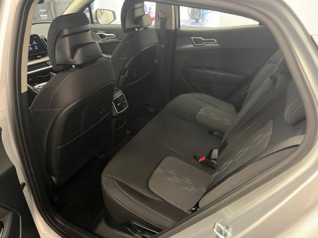 Kia Sportage image 8