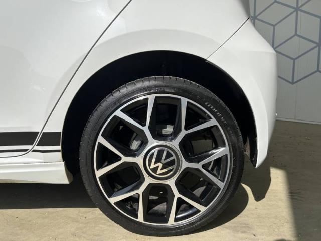 Volkswagen Up! image 2
