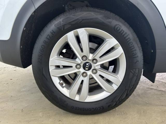 Kia Sportage image 6