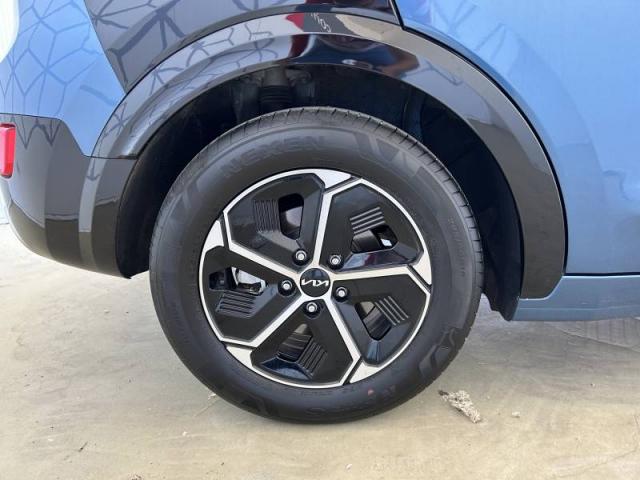 Kia Niro image 2