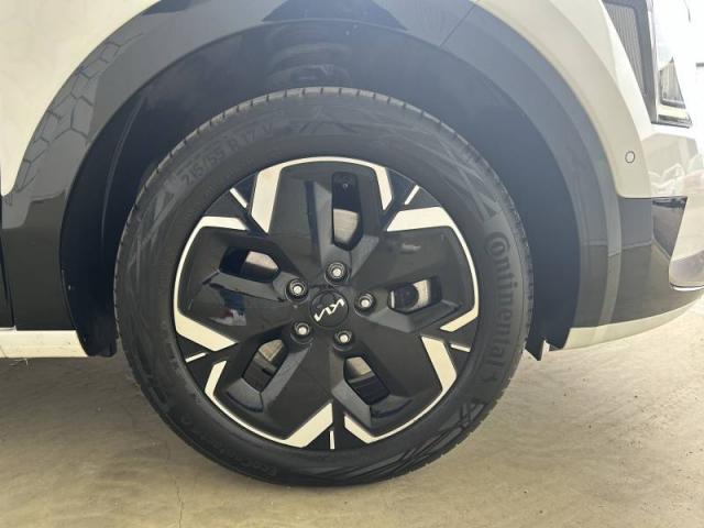 Kia Niro image 7