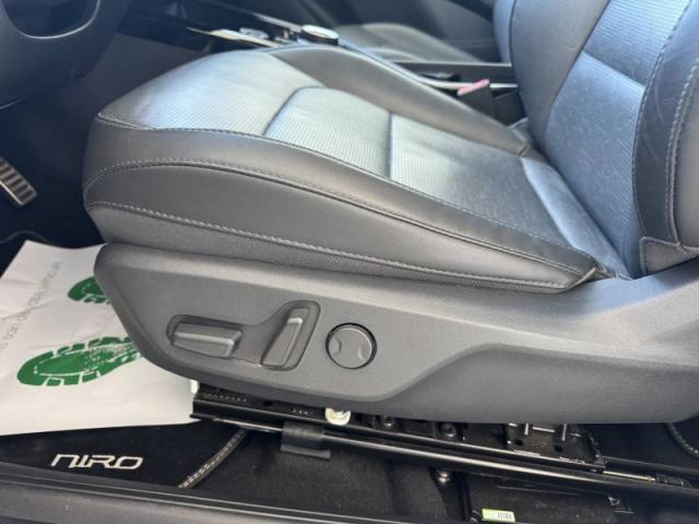 Kia Niro image 9