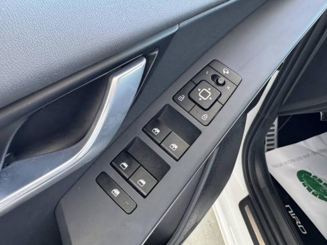 Kia Niro image 3