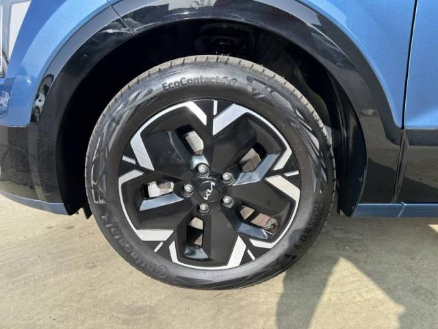 Kia Niro image 5