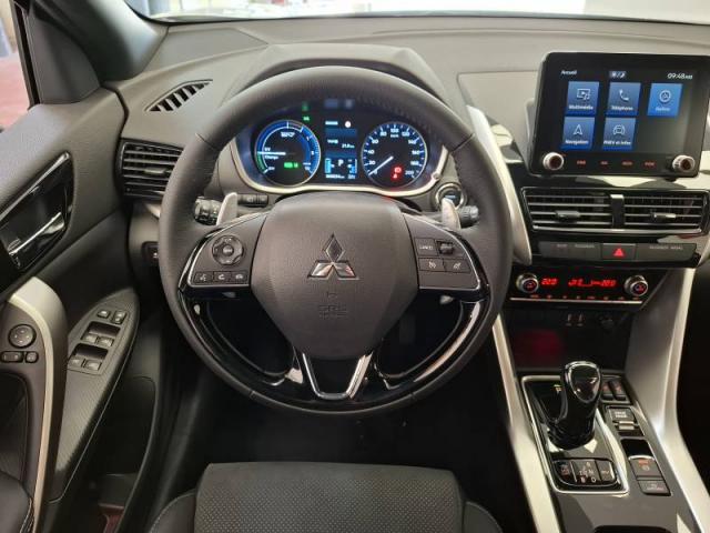 Mitsubishi Eclipse Cross image 5
