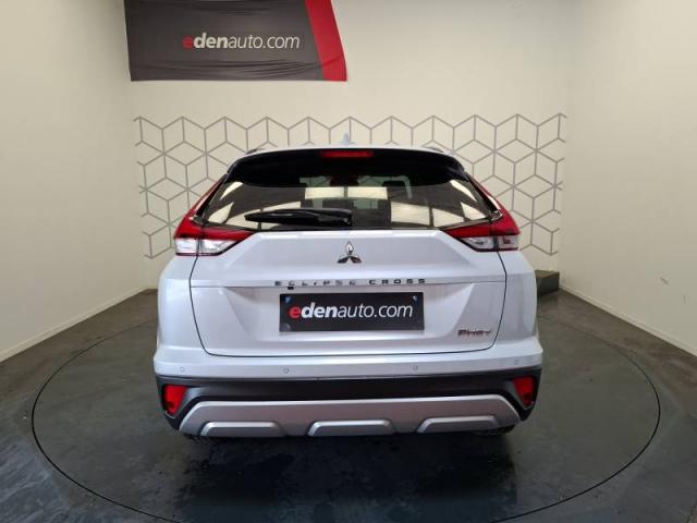Mitsubishi Eclipse Cross image 8