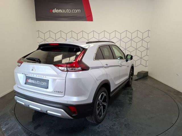 Mitsubishi Eclipse Cross image 7