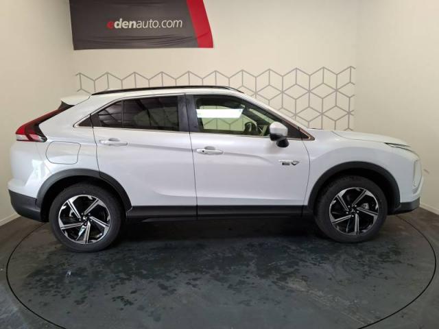 Mitsubishi Eclipse Cross image 3