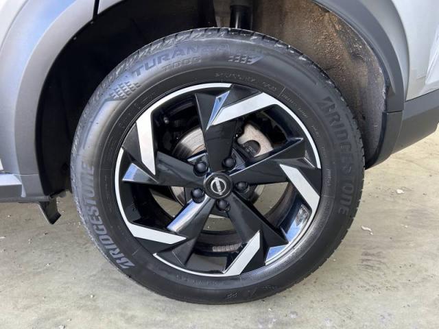 Nissan Juke image 3
