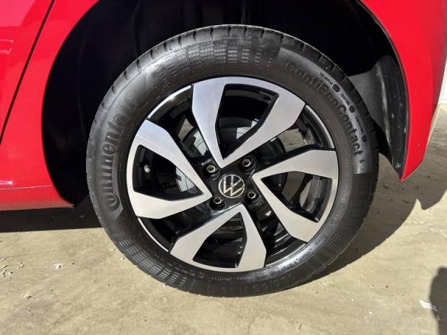 Volkswagen Up! image 8