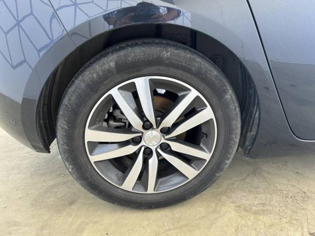 Peugeot 308 image 3
