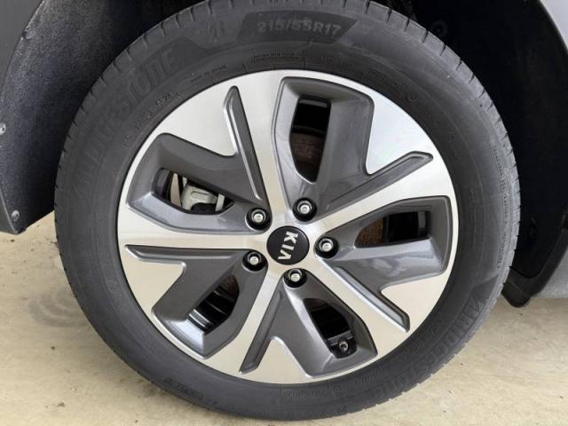 Kia Niro image 3