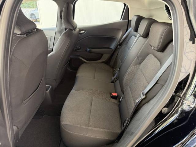 Renault Clio image 9