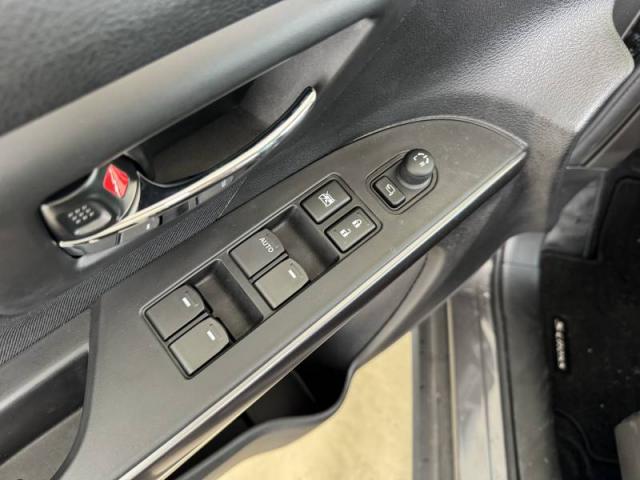 Suzuki S-Cross image 4