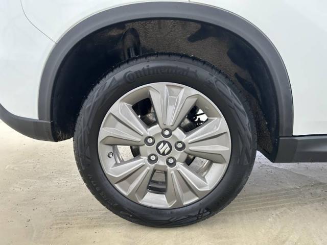 Suzuki Vitara image 7