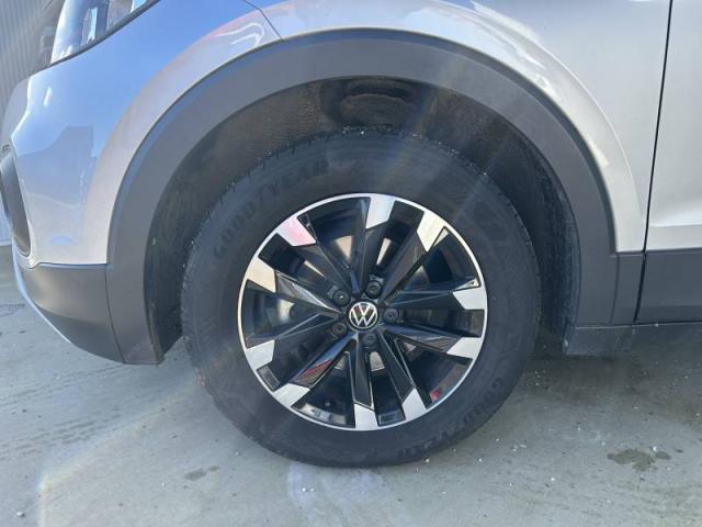 Volkswagen T-Cross image 2