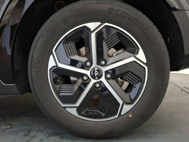 Kia Niro image 3