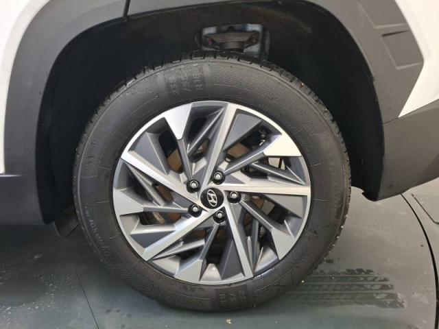 Hyundai Tucson image 4