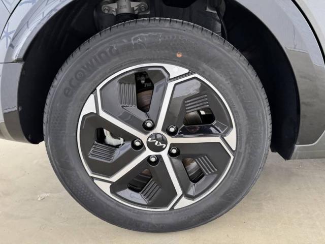 Kia Niro image 3
