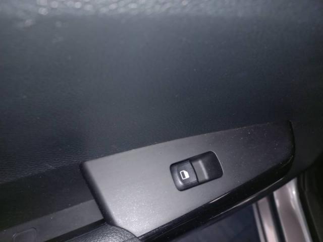 Kia Picanto image 5