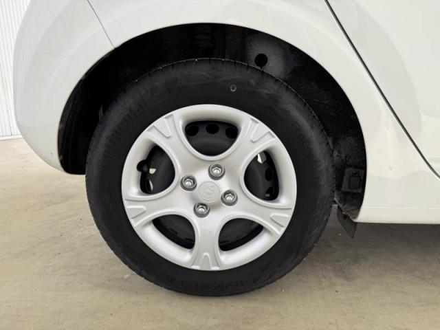 Kia Picanto image 8