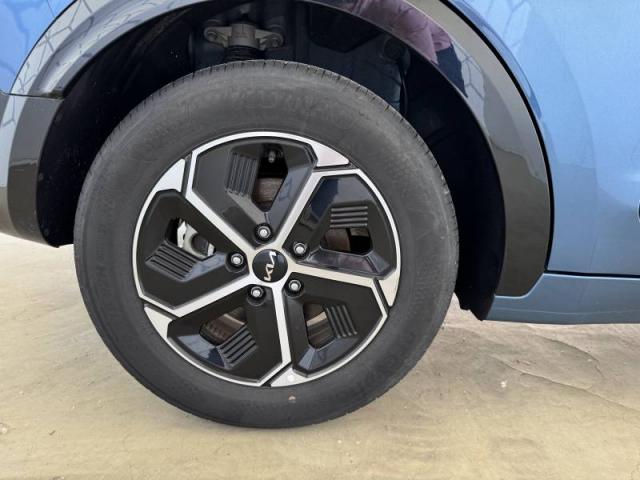 Kia Niro image 6