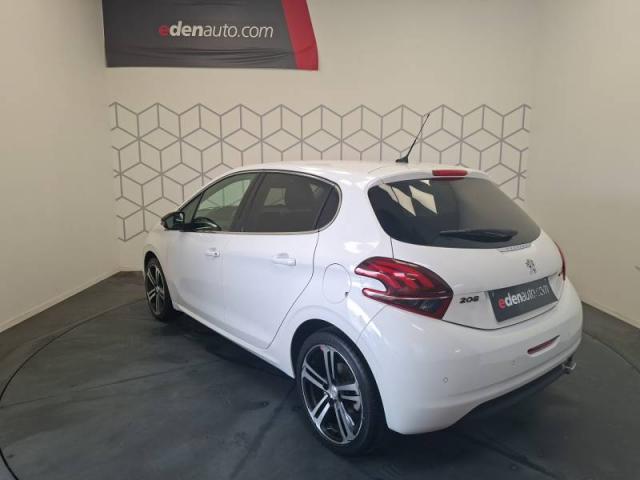 Peugeot 208 image 6