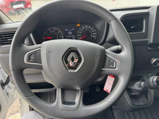 Renault Master image 6