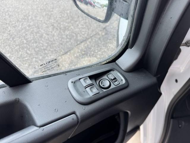 Renault Master image 5