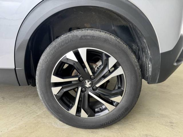 Peugeot 2008 image 9