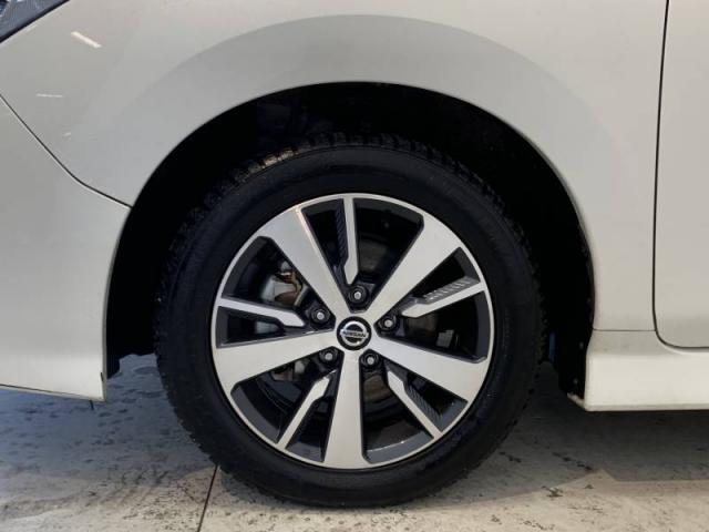 Nissan Leaf image 6