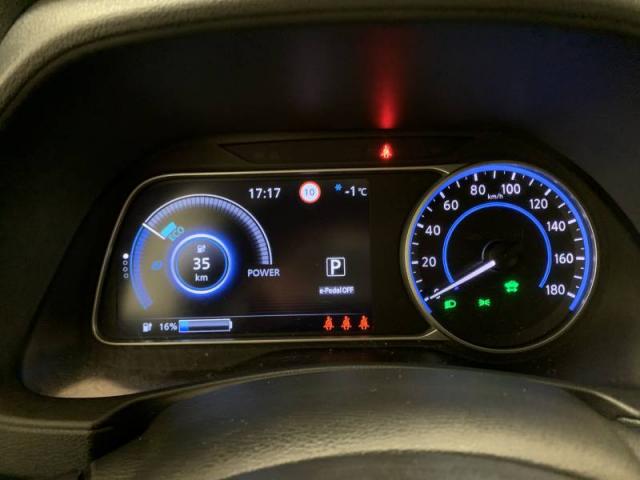 Nissan Leaf image 6