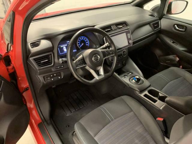 Nissan Leaf image 9