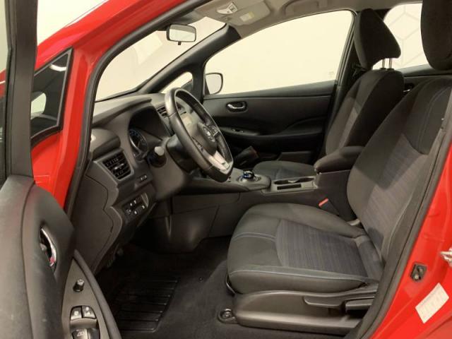 Nissan Leaf image 8