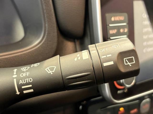 Nissan Leaf image 3