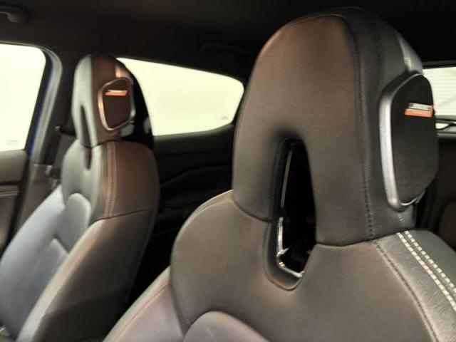 Nissan Juke image 9